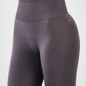 Fabletics Seamless High-Waisted 7/8 Gray Leggings